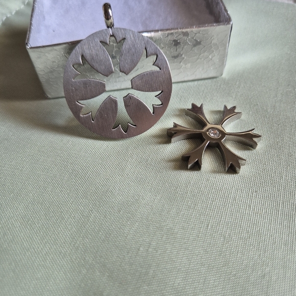 Jewellery - Picture 2 of 4